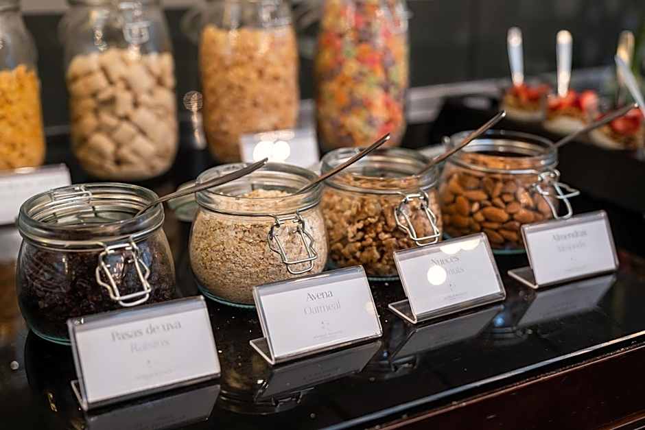 Hotel Intersur Recoleta