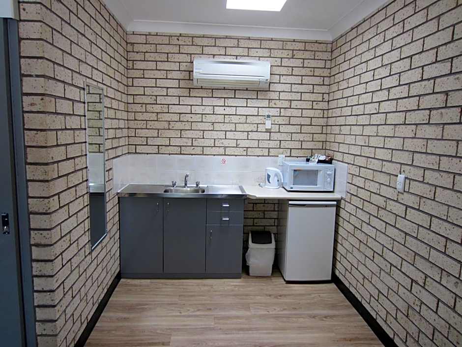 Cowra Crest Motel