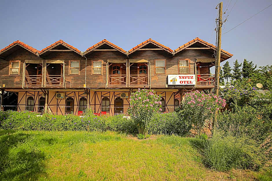 YAVUZ MOTEL ADRASAN