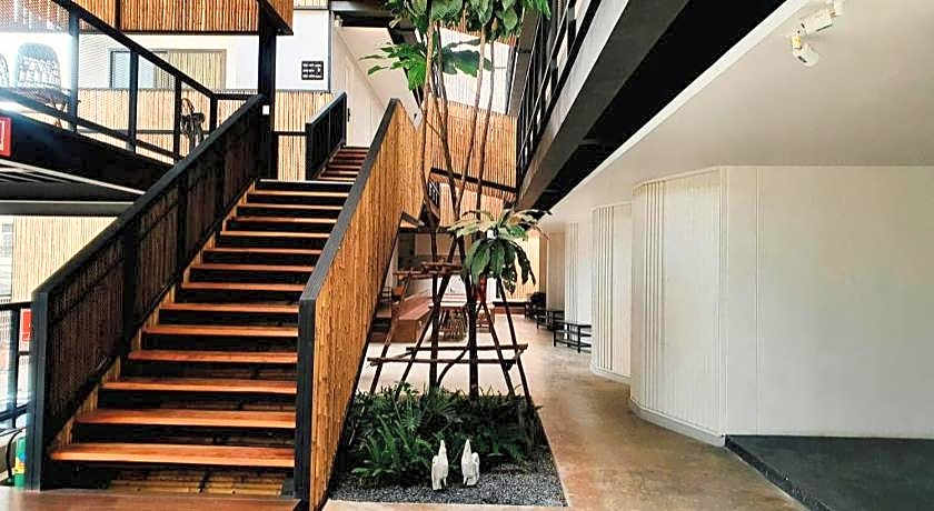 Pakchong Center Poshtel