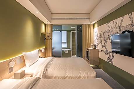 Twin Room with Bath