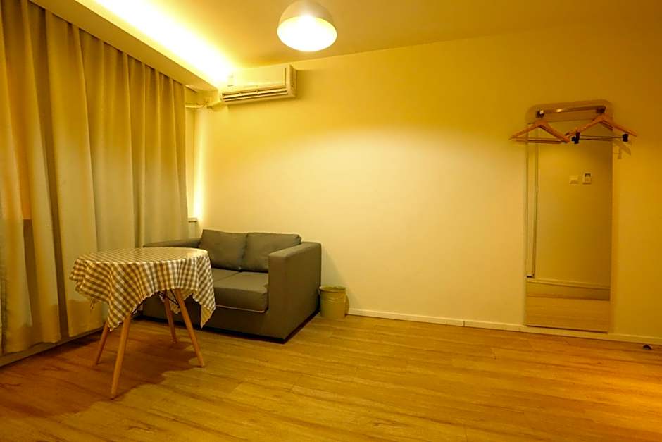 Hanting Hotel Ji'nan Huaxin Road