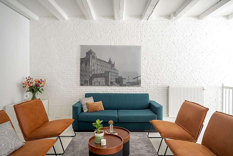 YAYS Amsterdam Salthouse Canal by Numa