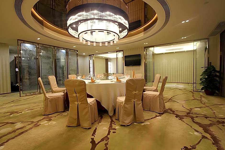 Celeste Paleace International Hotel