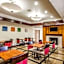 Comfort Inn & Suites Oakland