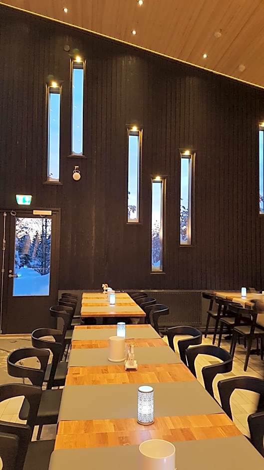 Santa's Igloos Arctic Circle