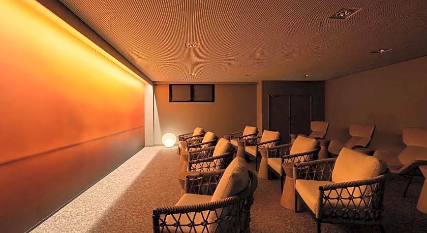 Mercure Kochi Tosa Resort & Spa