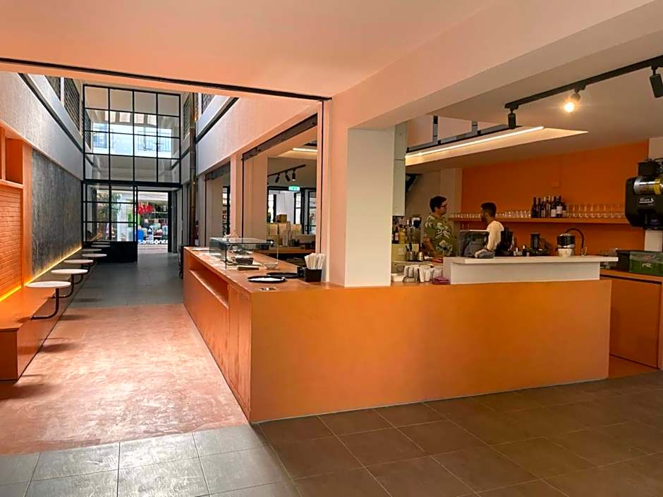 Metropole Hotel