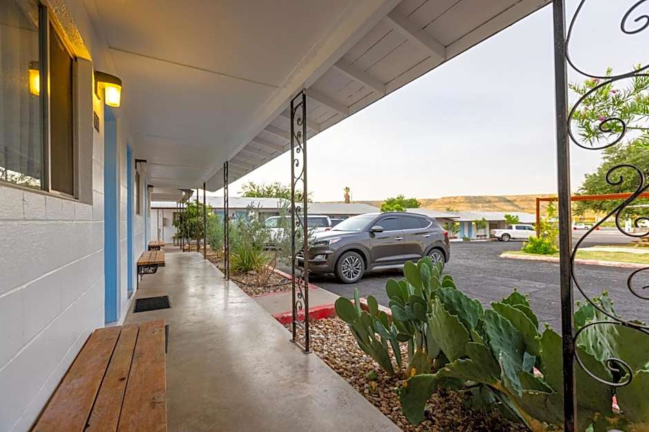 Desert Air Motel