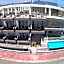 Peloton Inn