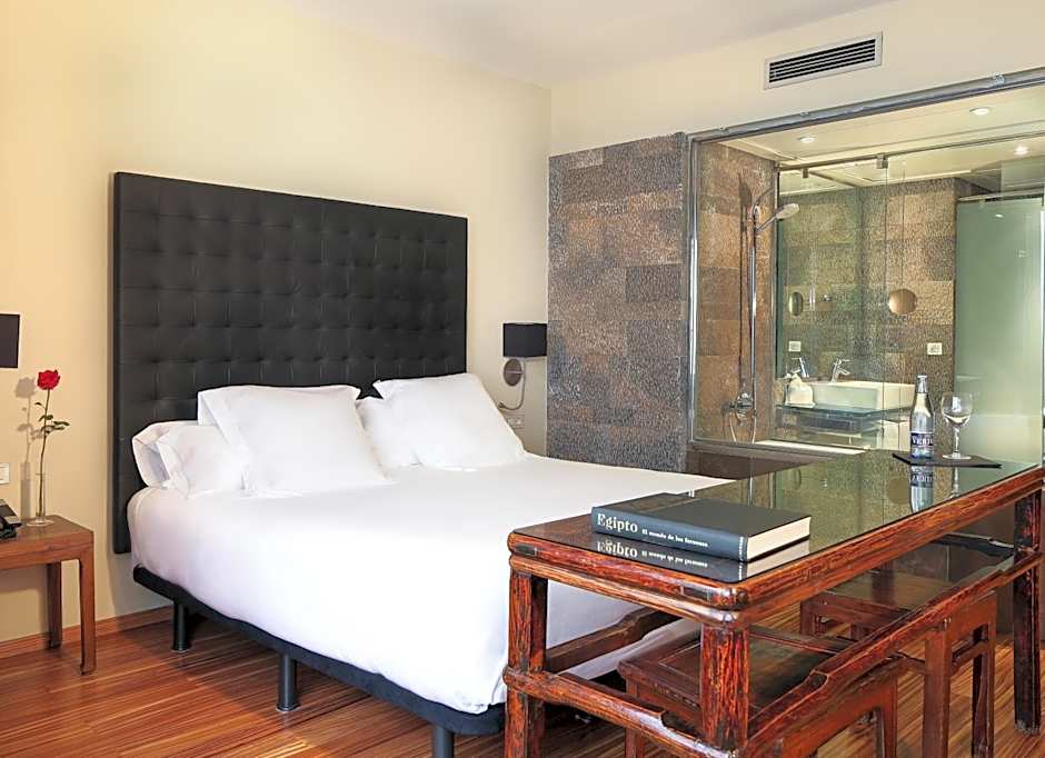 Hotel Gran Derby Suites