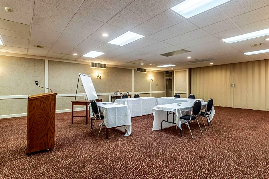 Quality Inn & Suites