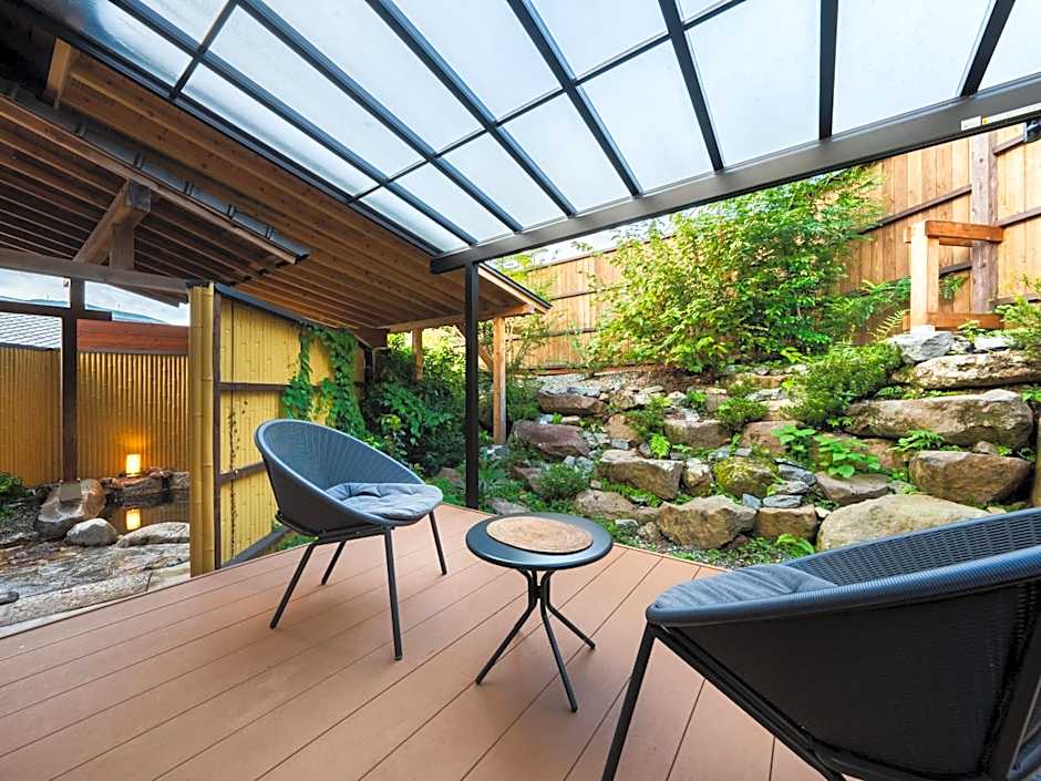 Yufuin Hanarenoyado Yukagetsu