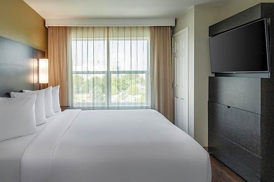 Residence Inn by Marriott Denver Airport at Gateway Park