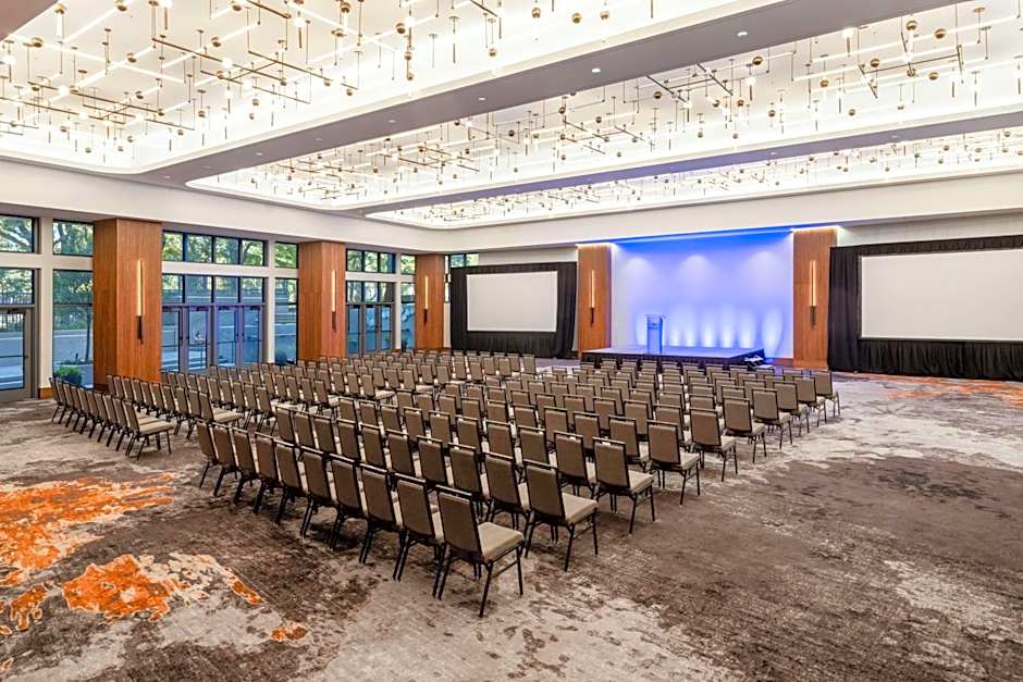 Hilton Dallas Lincoln Centre