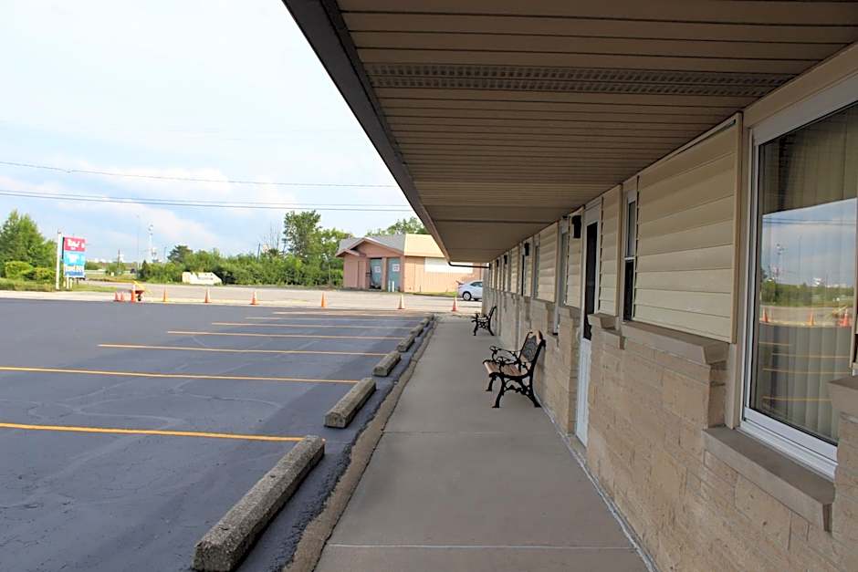 The Perrysburg Budget Inn