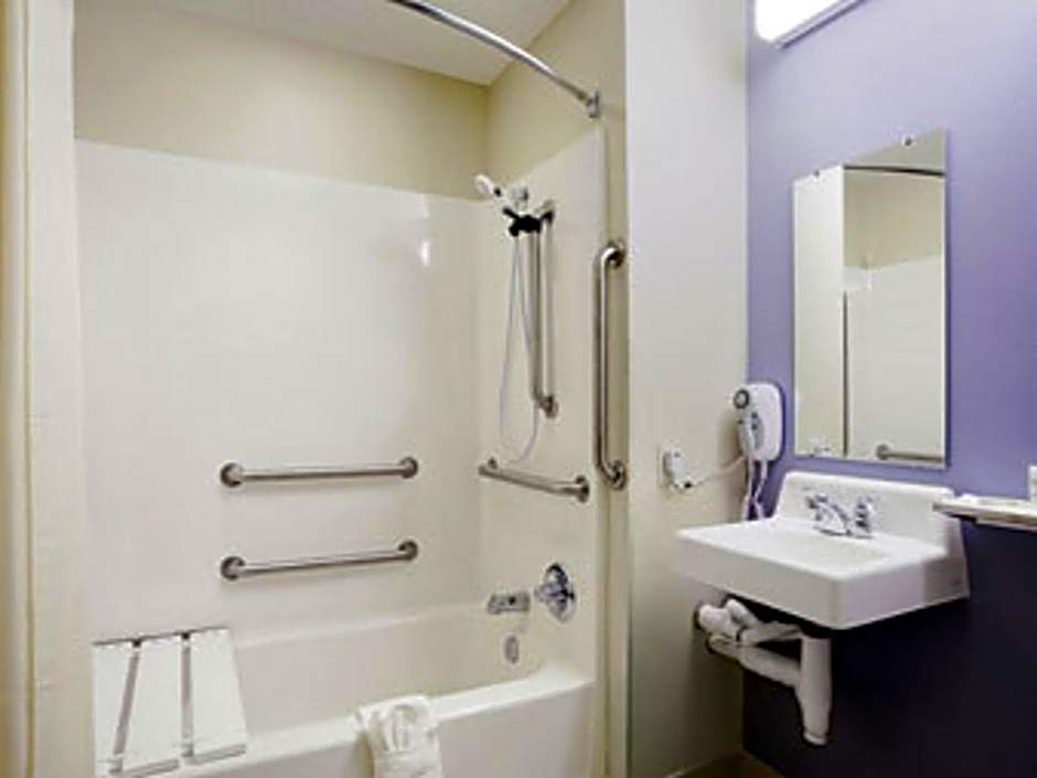 Microtel Inn & Suites By Wyndham Mansfield