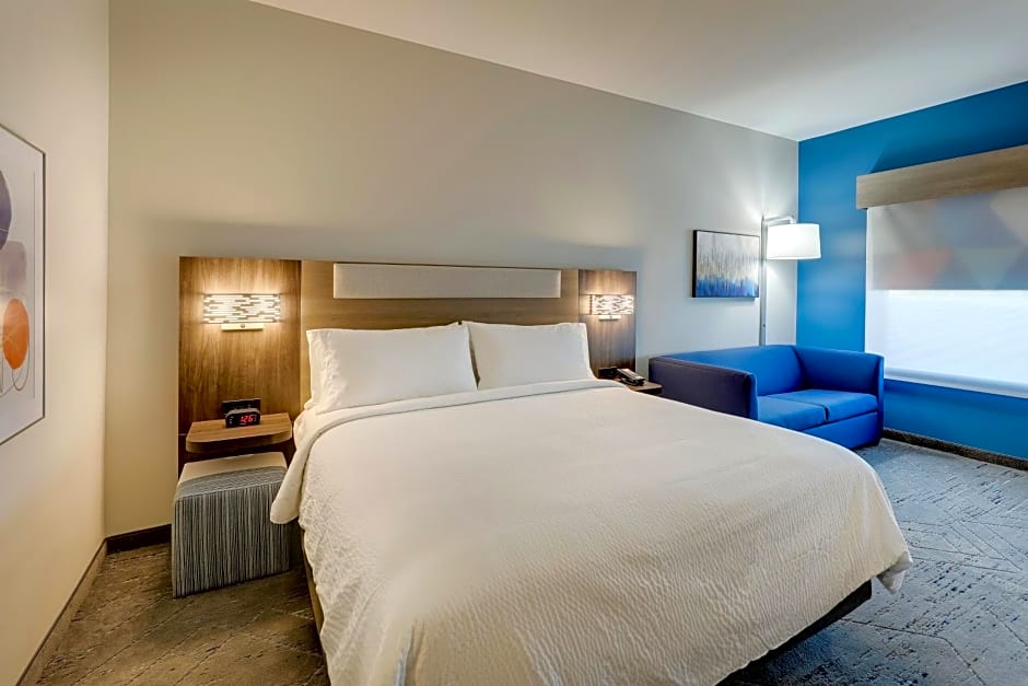 Holiday Inn Express Holly Springs - Raleigh Area By IHG