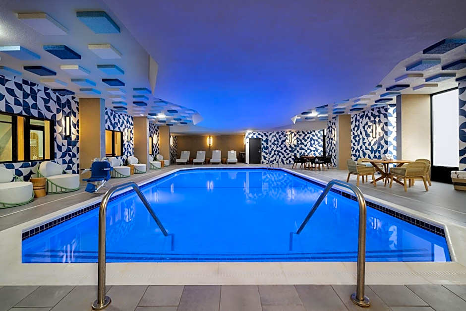 EVEN Hotel Detroit North - Troy