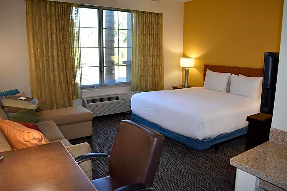 Photo 1 of 5 of 1 King Bed Suite, Accessible