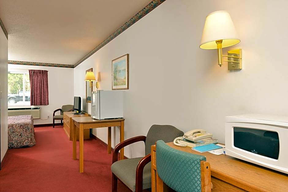 Americas Best Value Inn and Suites Clear Lake