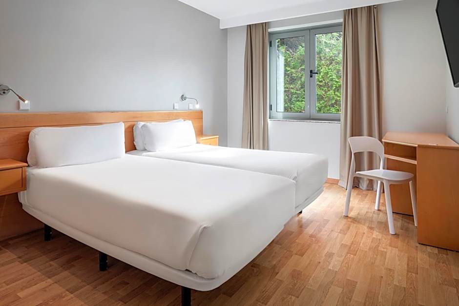 B&B Hotel Braga Lamacaes