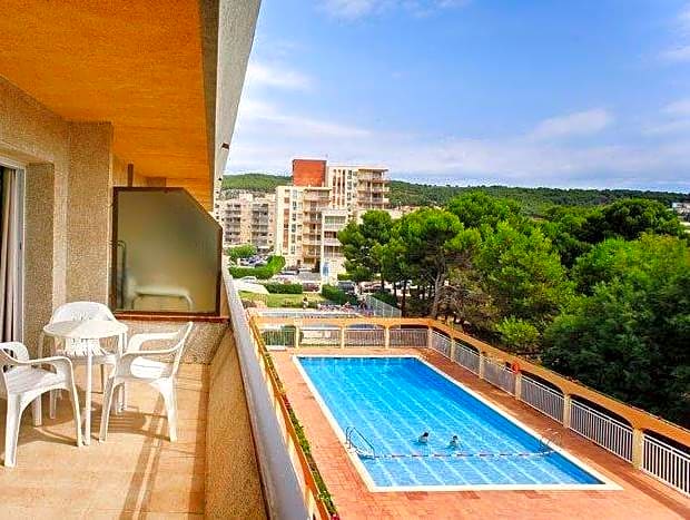 Apartamentos Salles Beach