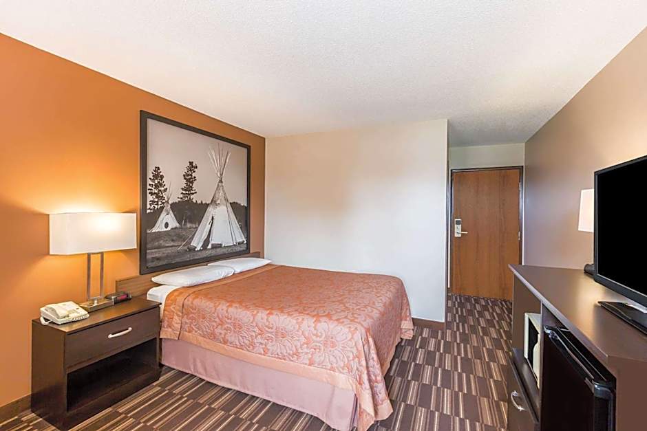 Super 8 by Wyndham Madison