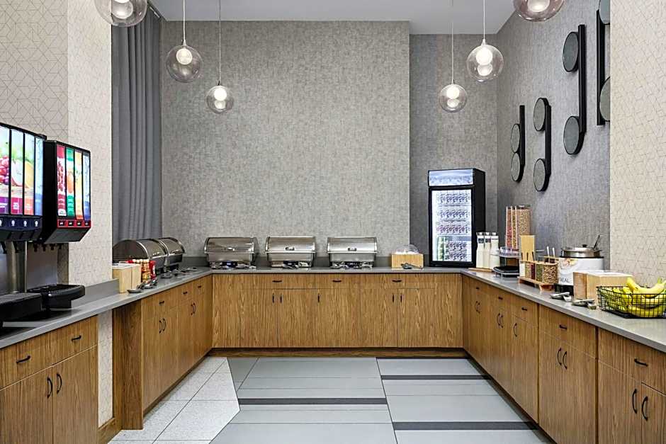 SpringHill Suites by Marriott New York Queens