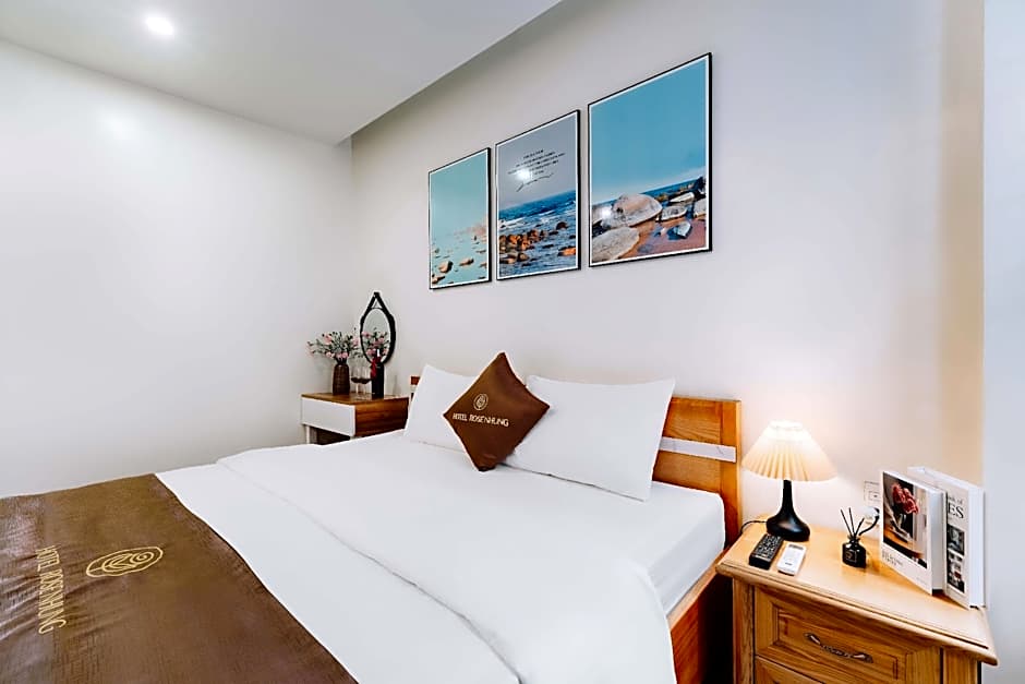 Rose Nhung Hotel CatBa