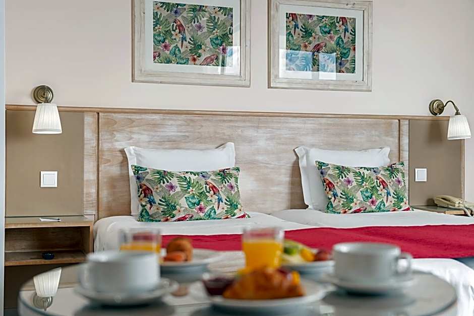 Dorisol Buganvilia Studio Hotel