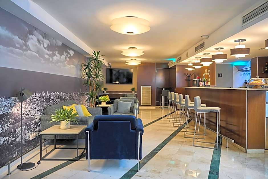 Catalonia Atenas Hotel