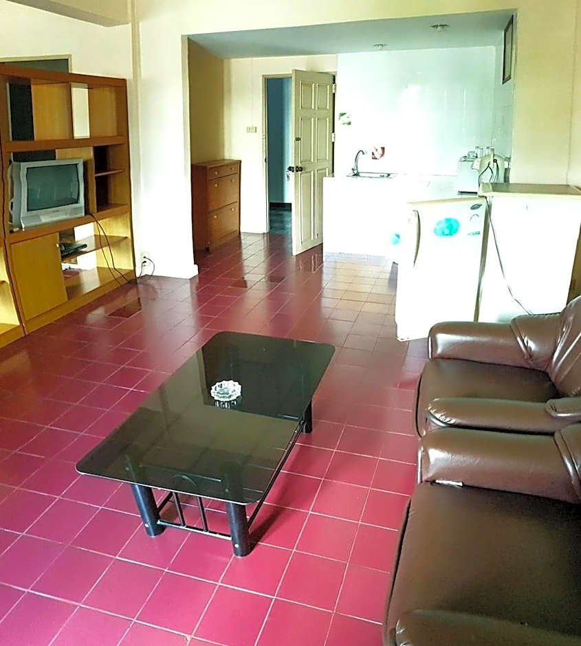 walking street hostel by new wave