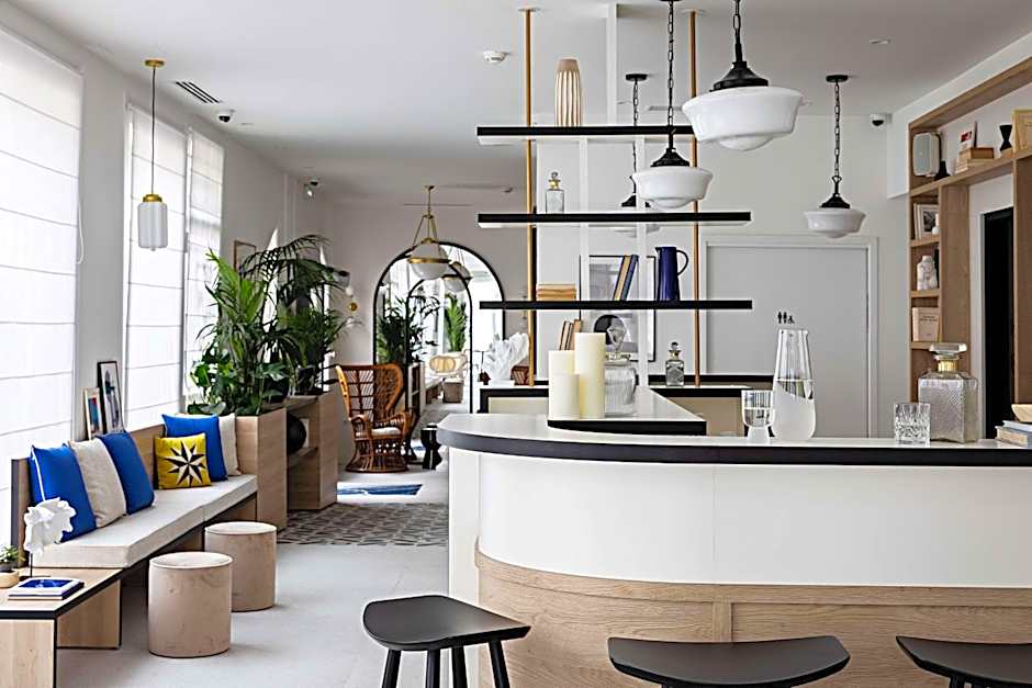 Le Riviera Collection, Signature Collection by Best Western