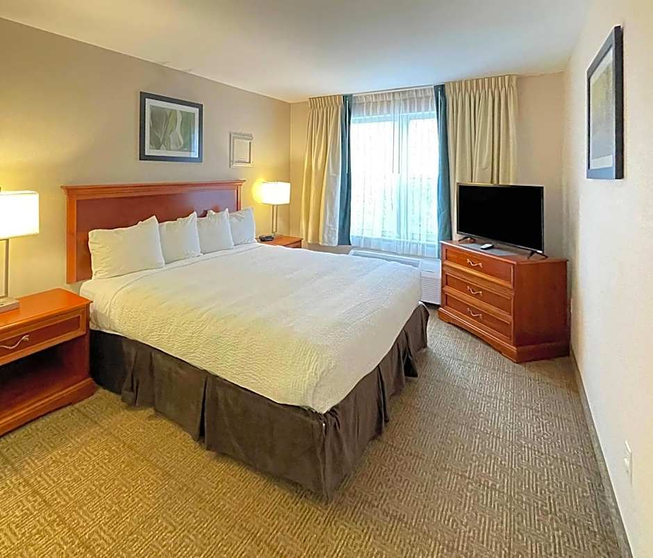 Smart Suites, an Ascend Collection Hotel