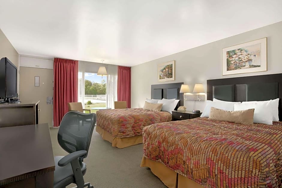 Ramada Washington – Washington, PA