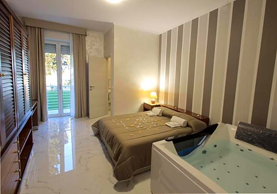 Hotel Holiday