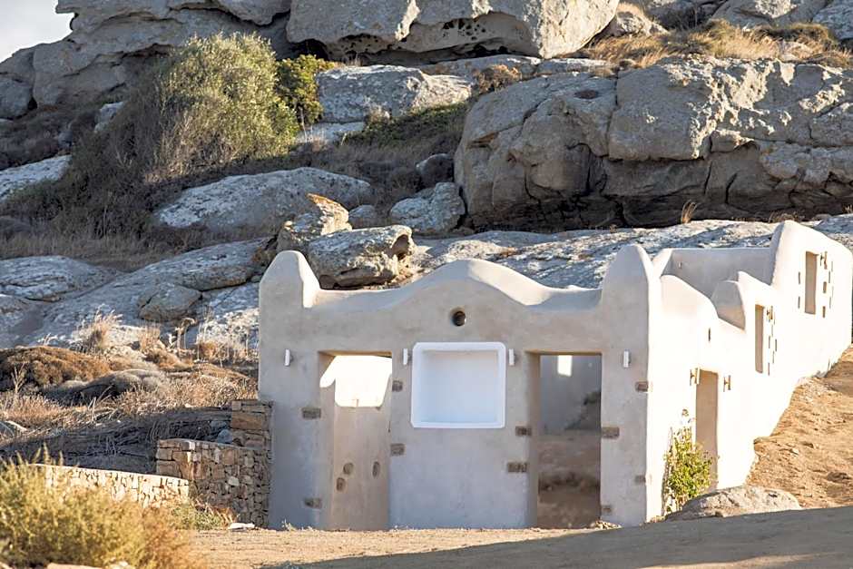 Naxos Euphoria Suites