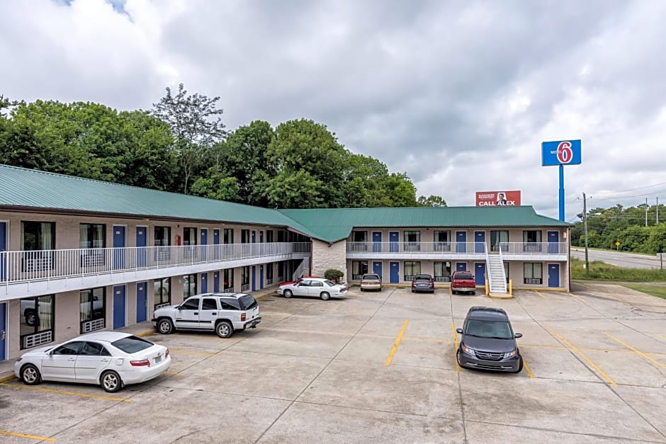 Motel 6-Attalla, AL