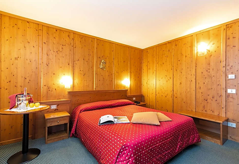 G. Hotel Des Alpes (Classic since 1912)