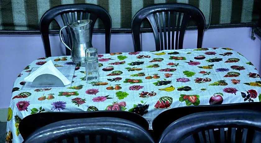 Hotel Thikana Palace