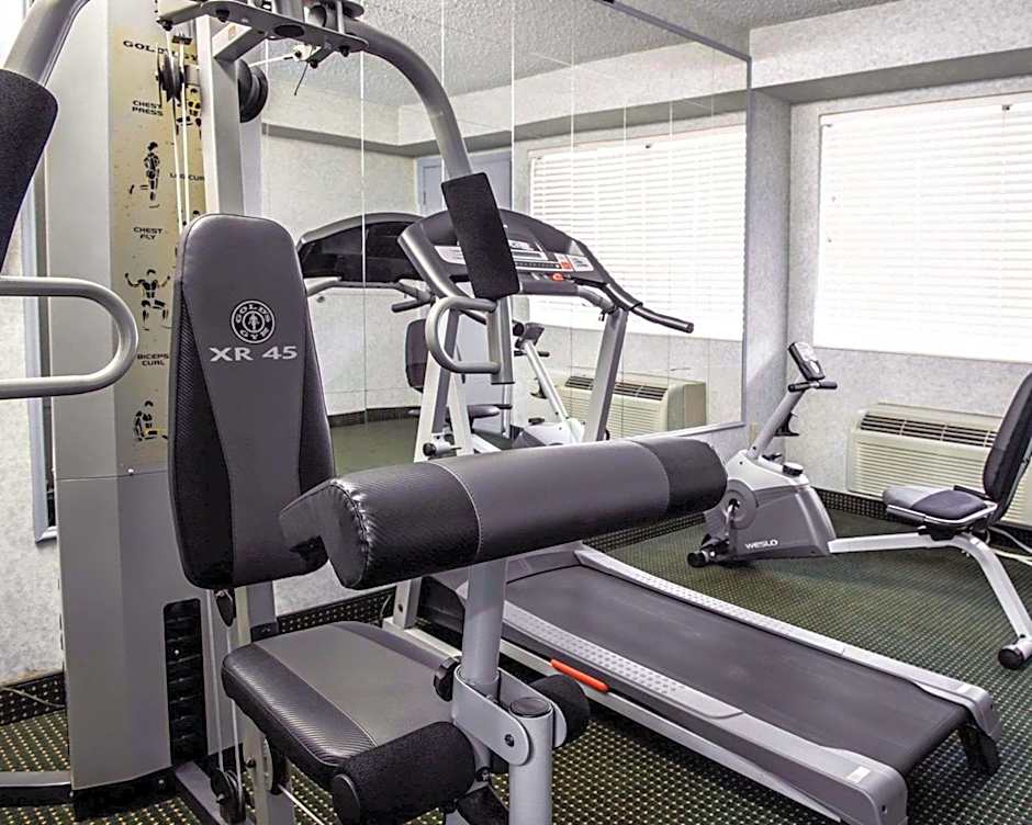 Quality Inn & Suites Gibsonia - Pittsburgh North