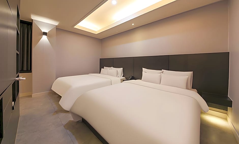 Brown dot hotel Gwangju Sangmu