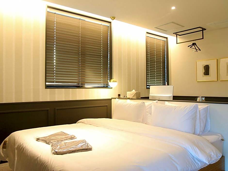 Changwon Brown dot Hotel Palyong