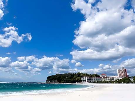 Shiraraso Grand Hotel