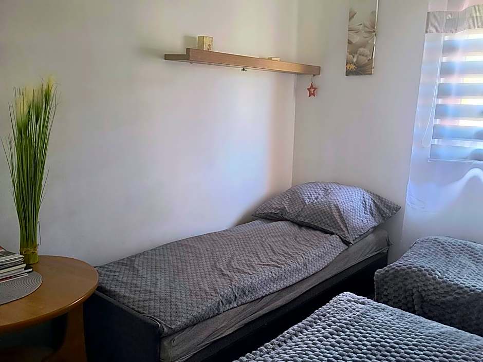 Domki Letniskowe oraz Chata Grillowa " Nad Zalewem "Bliżyn