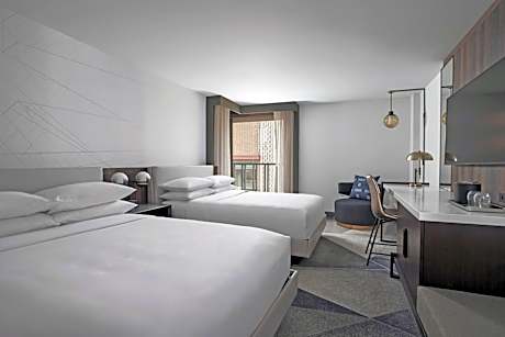 Larger Guest room, 2 Queen