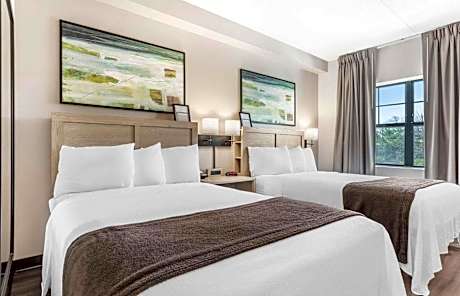 Studio with 2 Double Beds - Non-Smoking