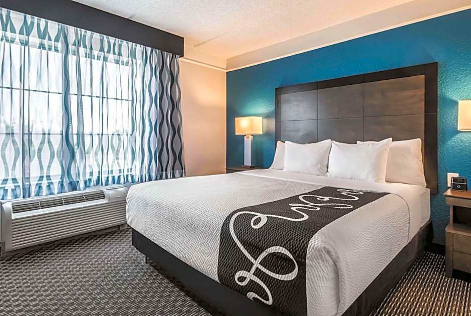 La Quinta Inn & Suites by Wyndham Lake Mary