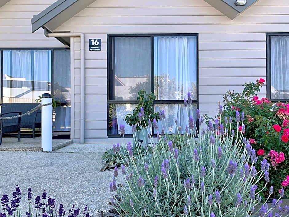 Apollo Bay Waterfront Motor Inn